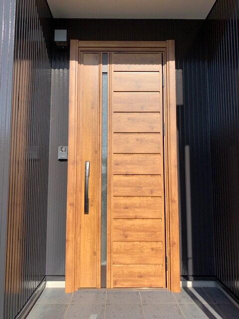 安城市K様邸　外壁塗装と玄関ドアの交換　現場レポート|安城市の外壁塗装・塗り替えアイケンホーム